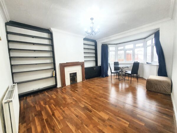 High Mead, Harrow, HA1